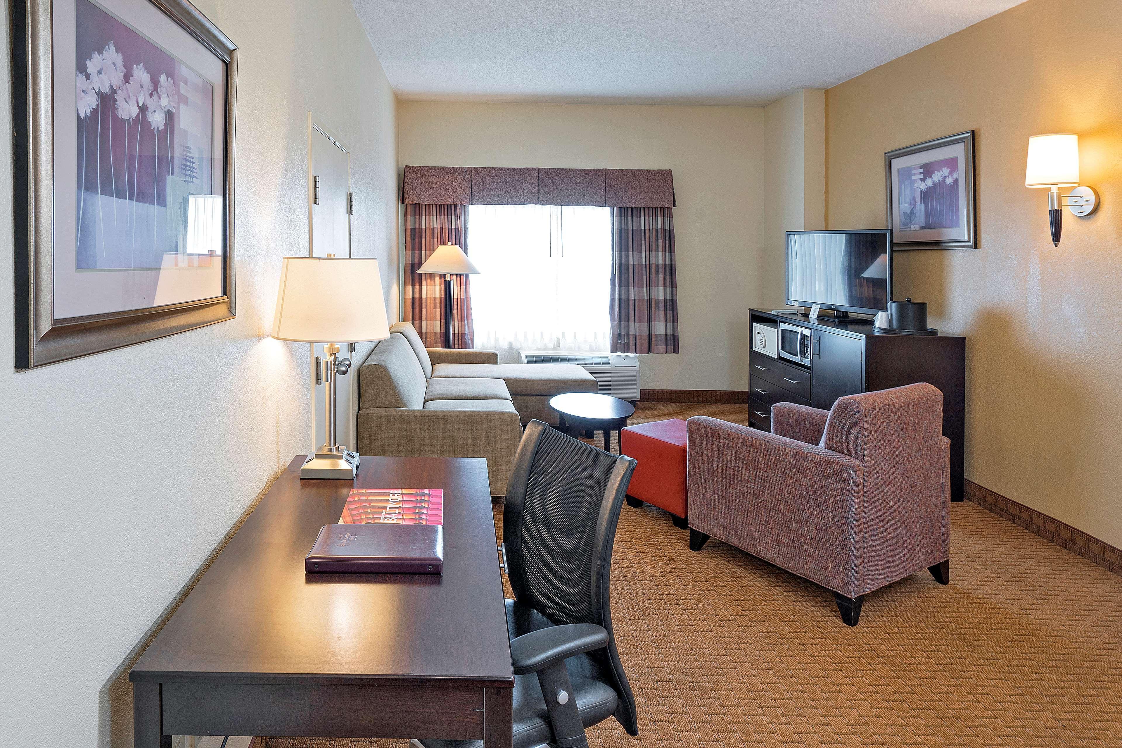 Best Western Plus Hotel & Conference Center Baltimore Exteriör bild